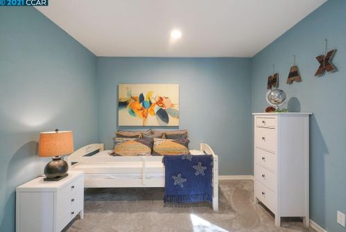 152 Barnett Ter, Concord CA 94523-4504 exterior