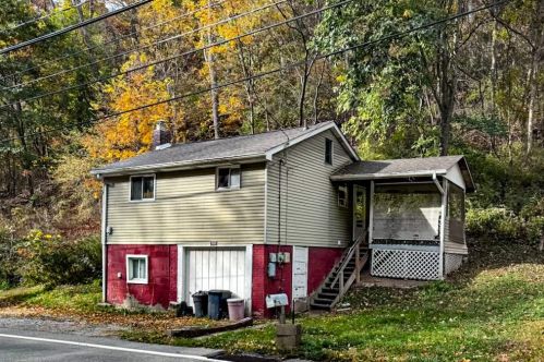 411 Lime Hollow Rd, Verona, PA 15147-1839