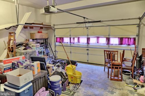 43 Wooten Ct, Dover DE  19904-3863 exterior