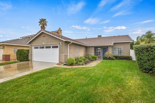 19732 Skyview Ct, Santa Clarita, CA 91351-6903