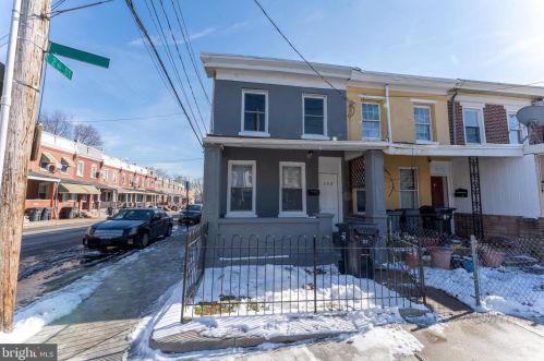 122 Scott St, Wilmington, DE 19805-3416