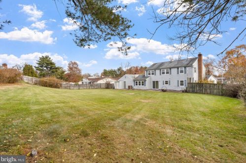 16 Turner Ln, Willingboro NJ  08046-3622 exterior