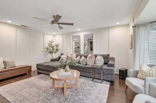 403 Temple Dr, Vacaville CA  95687-5146 exterior
