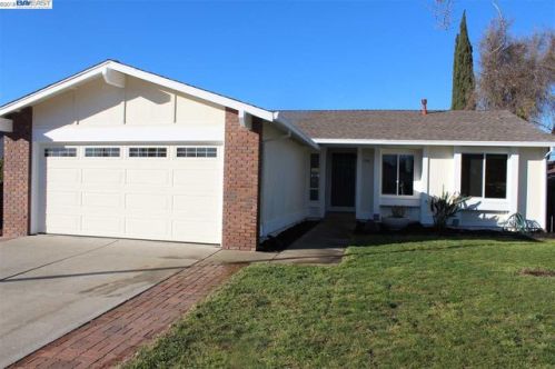 1520 Port Way, Oakley, CA 94561-1833