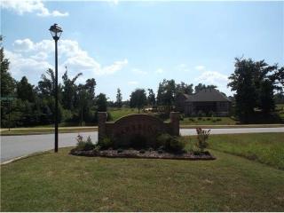 8695 Stonehenge Dr, Fayetteville, AR 72704-6150