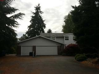 8313 Onyx Dr, Lakewood, WA 98498-4859