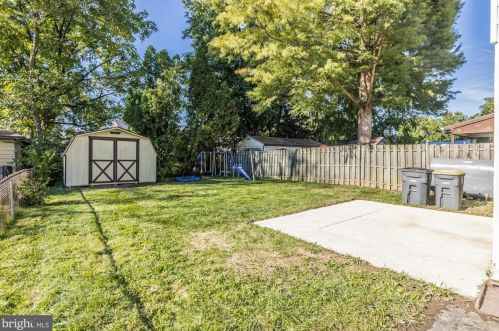 415 Jefferson Ave, Downingtown PA 19335-3025 exterior