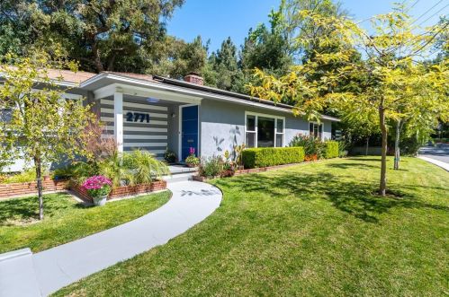 2771 Glenoaks Blvd, Glendale, CA 91206-3112