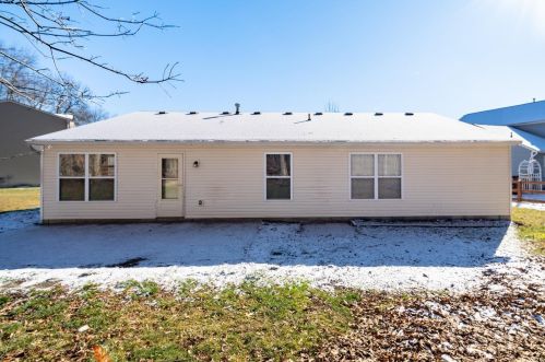 2047 River Birch Dr, Amelia OH  45102-2320 exterior