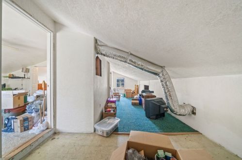 5140 Pearblossom Dr, Riverside CA  92507-6053 exterior