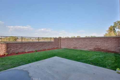 7796 Spring Hill St, Chino CA  91708-7606 exterior