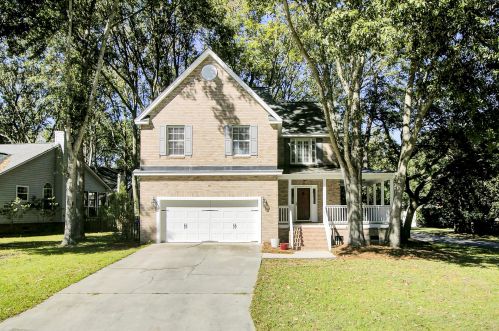 287 Mount Royall Dr, Mount Pleasant SC  29464-6276 exterior
