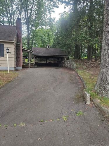 109 Fairfield St, Bristol, CT 06010-3622