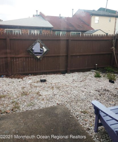 94 Greenwood Loop Rd, Bricktown NJ  08724-1255 exterior