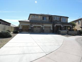 15517 Meadowbrook Ave, Goodyear AZ  85395-6396 exterior