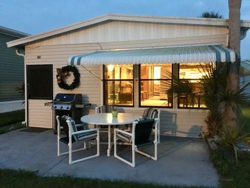 101 Iowa Trl, Fort Myers Beach, FL 33931-4817