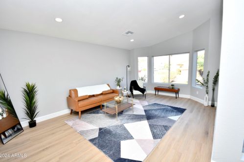 5627 Saguaro Dr, Glendale AZ  85304-4606 exterior
