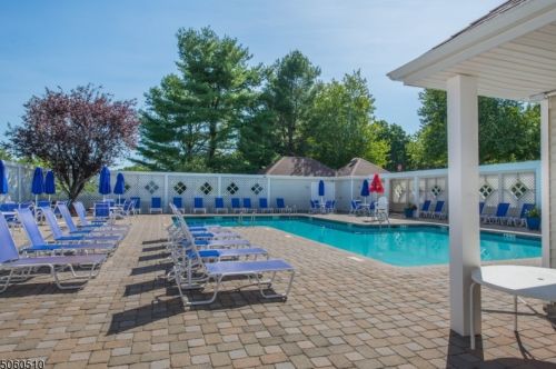 7 Christopher Ct, Lincoln Park NJ  07035-2104 exterior