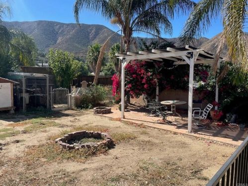 33450 Mitchell Dr, Lake Elsinore CA  92530-5888 exterior