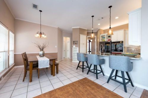 3320 Cooper Br, Denton TX  76209-7906 exterior