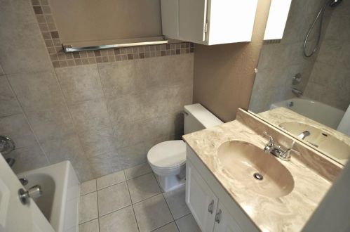 1909 Esplanade Cir, Austin TX  78727-4408 exterior