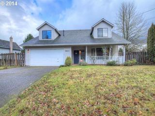 3824 14th Dr, Damascus, OR 97080