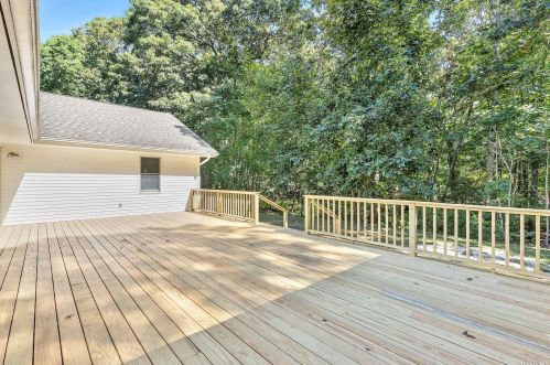 640 Chestnut Rd, Southold, NY 11971-2468