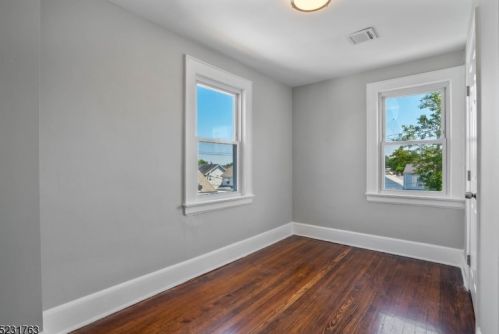 551 Leo St, Industrial Hillside NJ  07205-1726 exterior