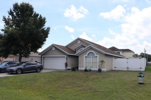 314 Clearwater Ln, Kissimmee, FL 34759-4034
