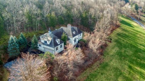 8 Silo Ln, Warwick NY  10990-2872 exterior