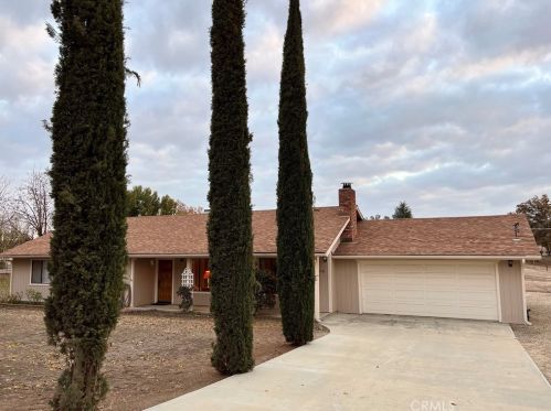 6915 Sherry Pl, Lake Nacimiento, CA 93446-8312