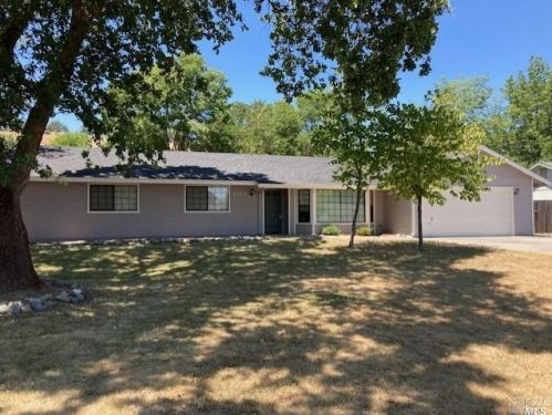 4373 Hickory Ave, Lakeport, CA 95453-6226