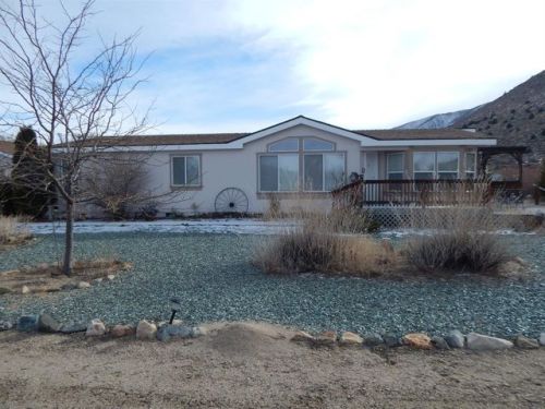 114701 Us Highway 395, Topaz, CA