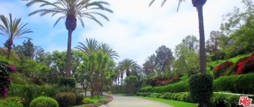 7210 Blue Heron Pl, Carlsbad CA  92011-4911 exterior