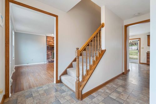 3347 Windstream Dr, Gibsonia, PA 15044-8490