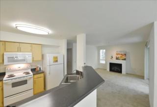 13401 Dumas Rd, Bothell WA  98012-5554 exterior
