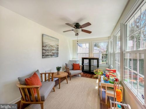 433 Jefferson Ave, Yardley PA  19067-2135 exterior