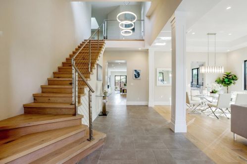 1121 Castro St, Mountain View, CA 94040-2505