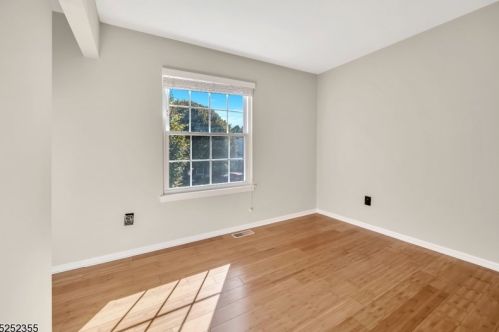 409 Cardinal Ln, Bedminster NJ  07921-1913 exterior