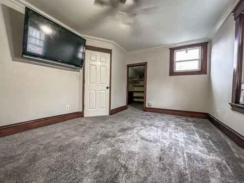 1806 Garrard St, Covington KY  41014-1433 exterior