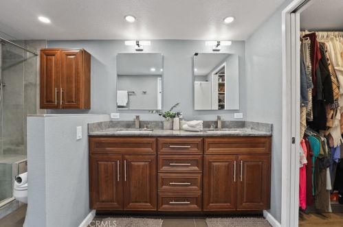 22112 Comanche Rd, El Toro CA  92630-3510 exterior