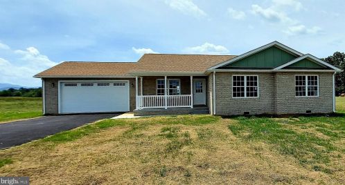 176 Reservoir Ave, Richmond National Battlefiel VA  22835-1614 exterior