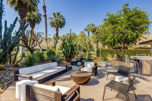 40267 Club View Dr, Rancho Mirage CA  92270-3527 exterior