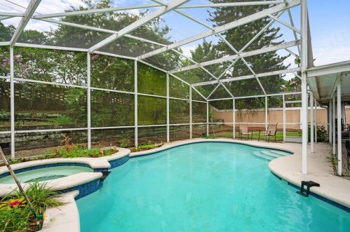 7736 Rollingridge Ct, Orlando, FL 32835-5379