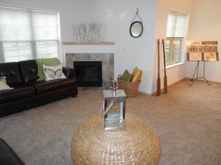 5170 Cheryl Pkwy, Madison WI  53711-7663 exterior