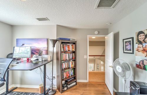 413 Islebay Dr, Ruskin FL  33572-3332 exterior