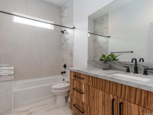 244 Placentia Ave, Pismo Beach CA  93449-2008 exterior