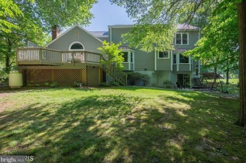 13002 Montpelier Ct, Woodbridge, VA 22192-3356