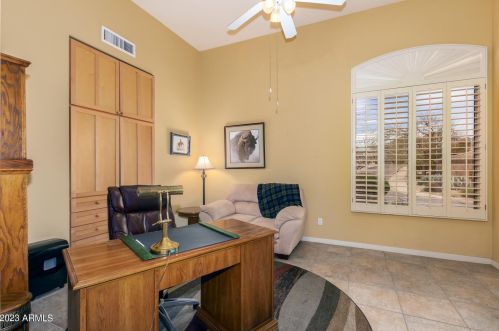 15641 Cactus Dr, Scottsdale AZ 85268-3166 exterior