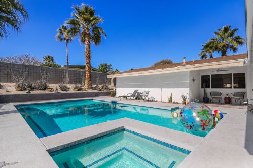 71729 San Gorgonio Rd, Rancho Mirage CA  92270-4245 exterior